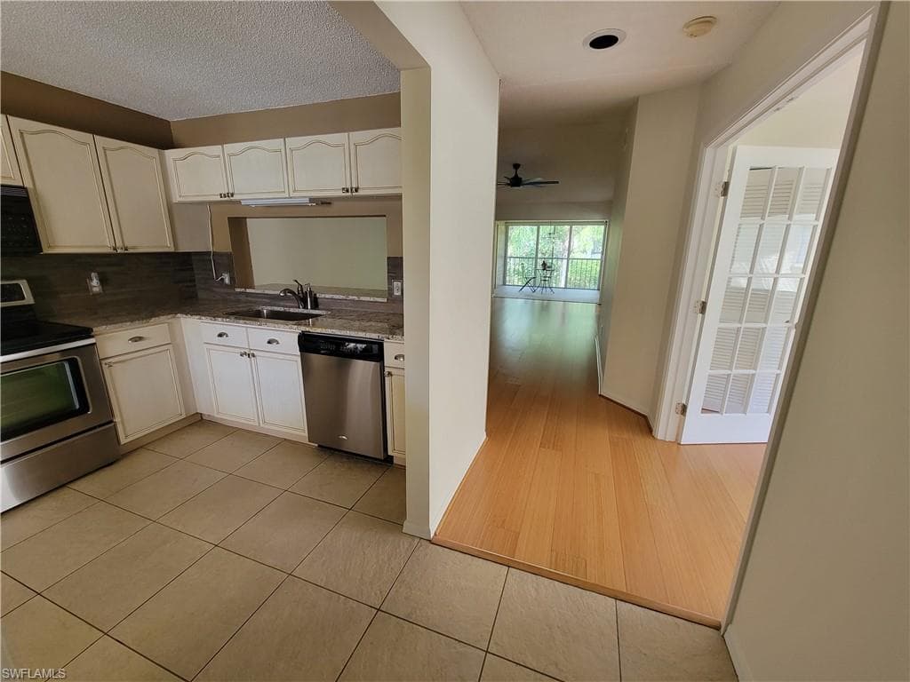 7719 Jewel LN # 204, NAPLES FL 34109-5