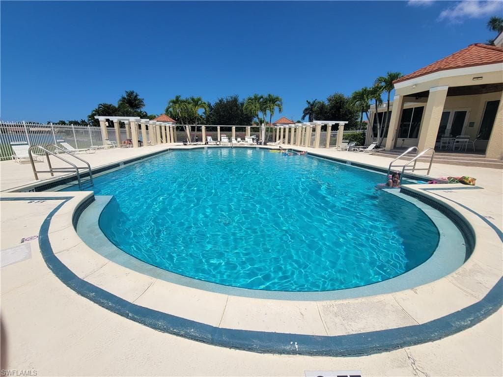 7719 Jewel LN # 204, NAPLES FL 34109-30