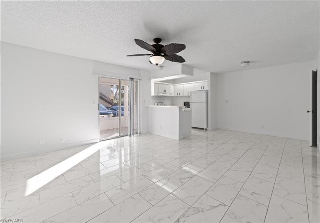 1931 Rookery Bay DR # 202, NAPLES FL 34114-1