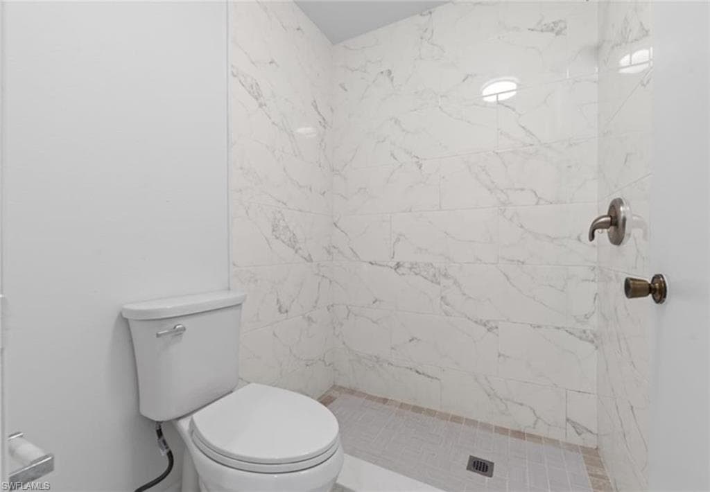 1931 Rookery Bay DR # 202, NAPLES FL 34114-4