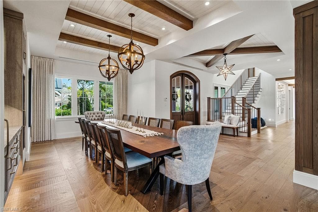 325 Cocohatchee BLVD, NAPLES FL 34110-12
