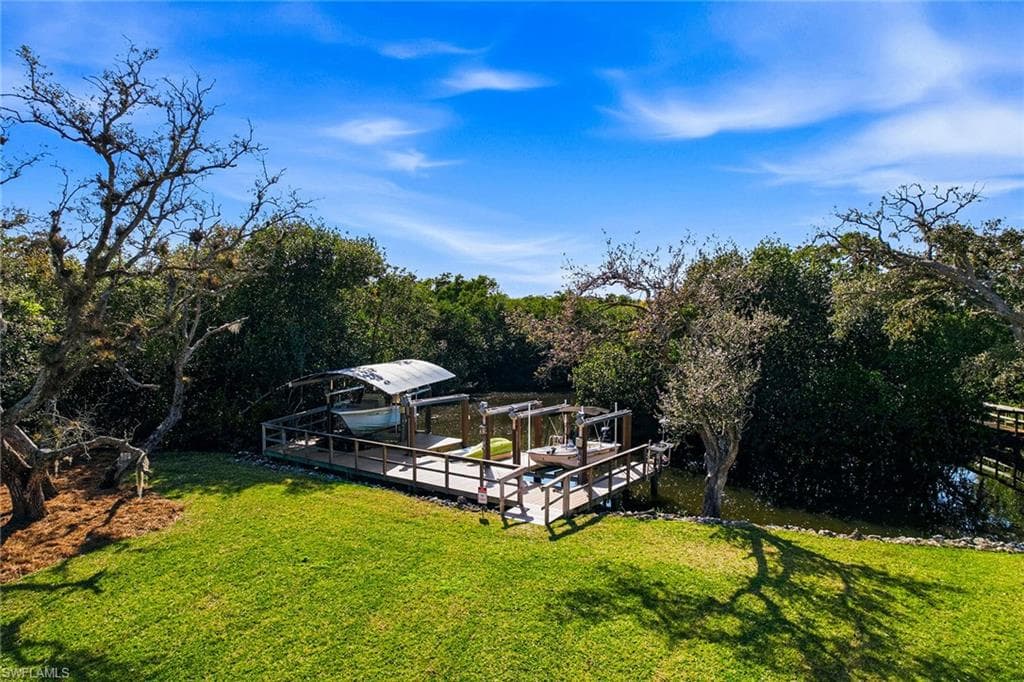 325 Cocohatchee BLVD, NAPLES FL 34110-25