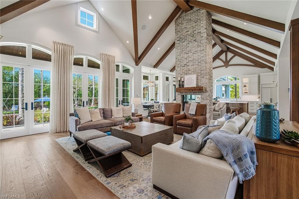 325 Cocohatchee BLVD, NAPLES FL 34110-6