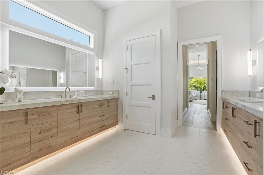 1159 Cypress Woods DR, NAPLES FL 34103-16