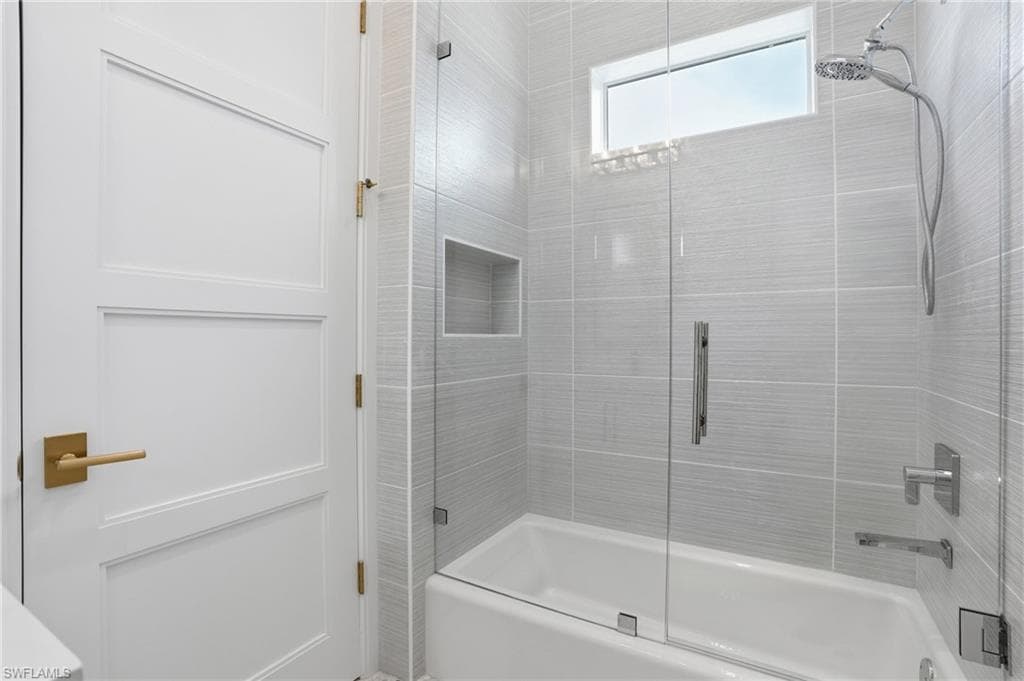 1159 Cypress Woods DR, NAPLES FL 34103-19