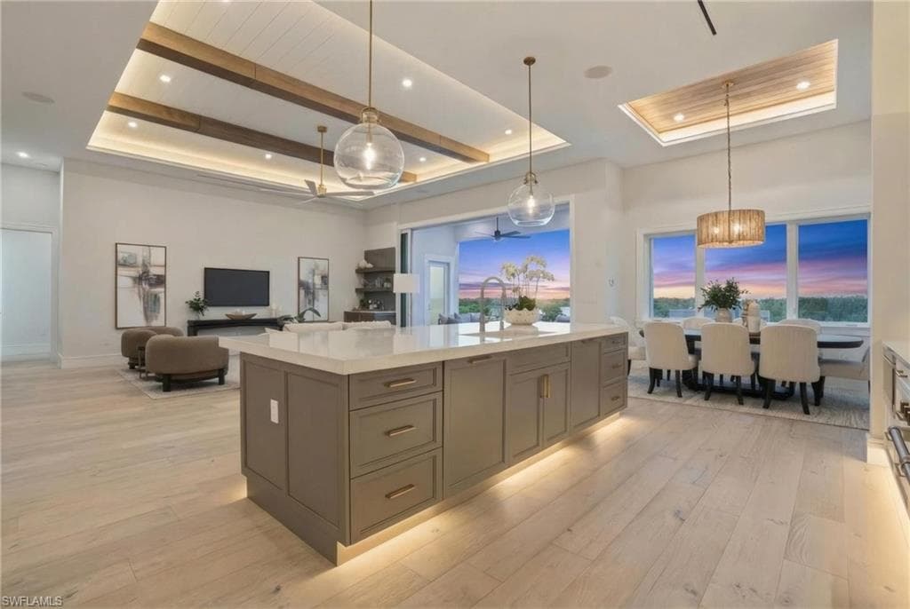 1159 Cypress Woods DR, NAPLES FL 34103-33