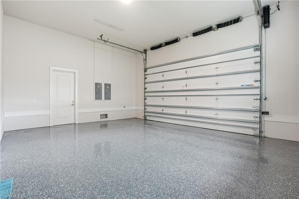 1159 Cypress Woods DR, NAPLES FL 34103-30