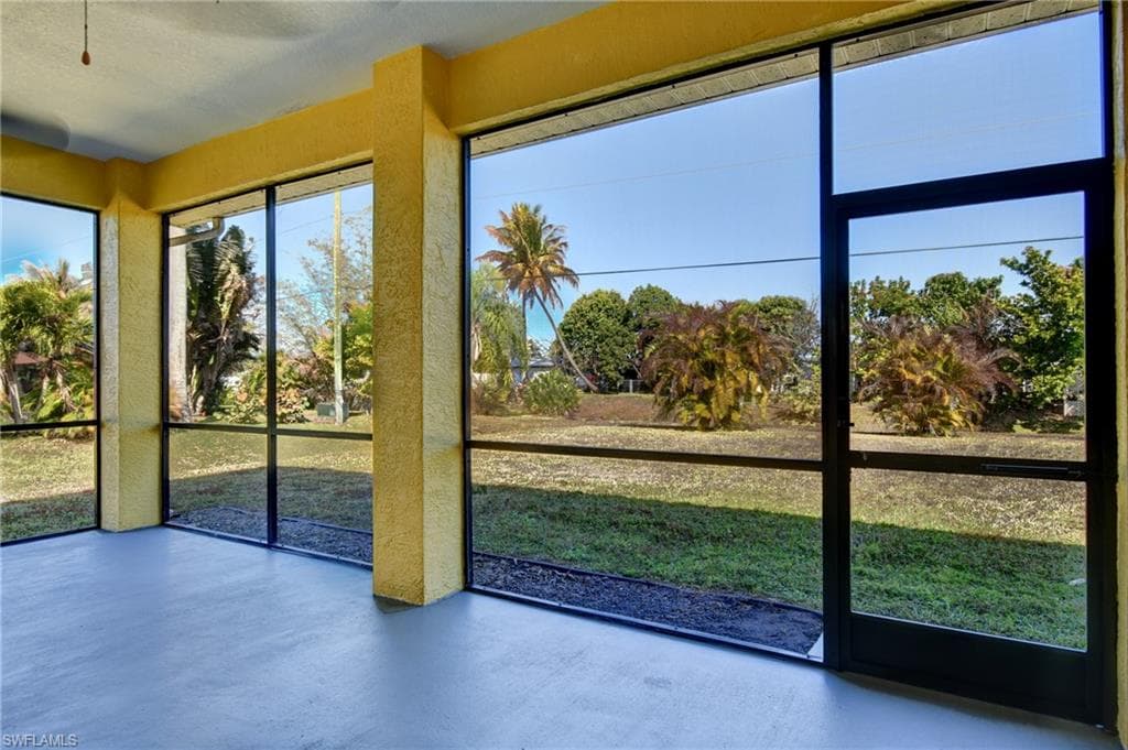 200 Danby RD, LEHIGH ACRES FL 33936-24