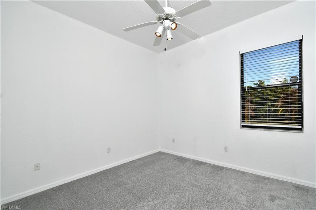 200 Danby RD, LEHIGH ACRES FL 33936-20