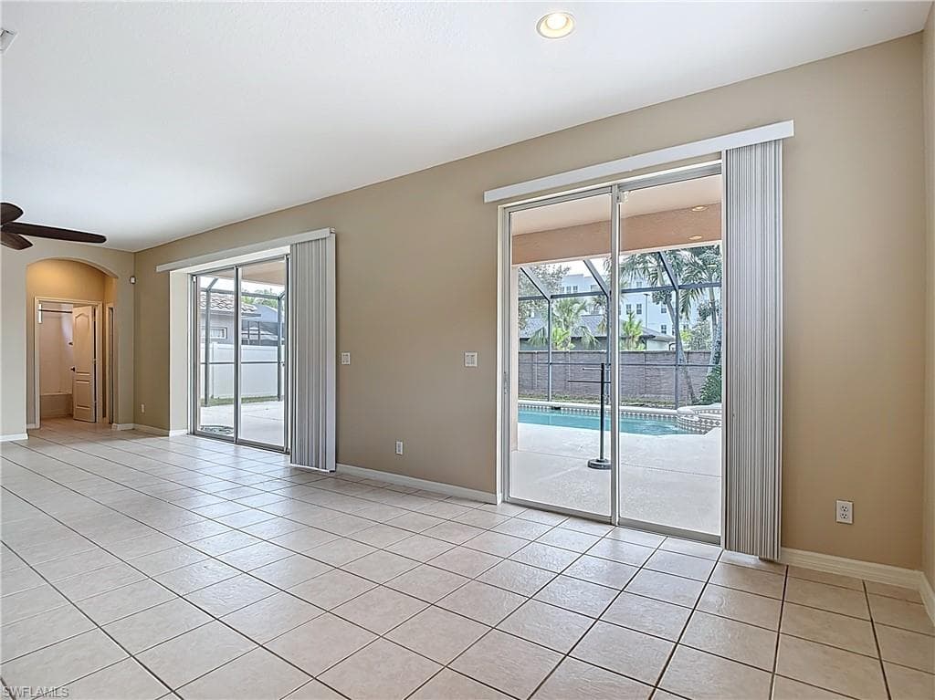 2798 Via Piazza LOOP, FORT MYERS FL 33905-16