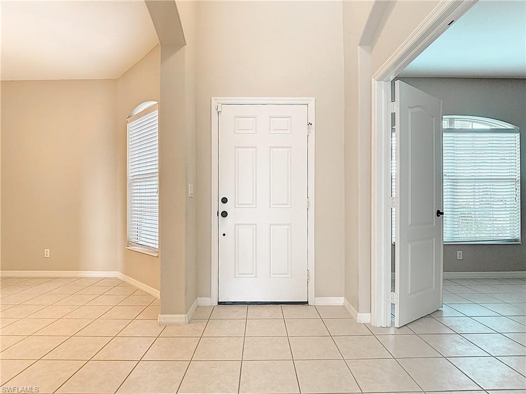 2798 Via Piazza LOOP, FORT MYERS FL 33905-4