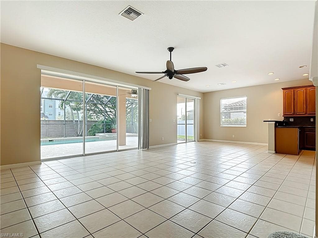 2798 Via Piazza LOOP, FORT MYERS FL 33905-9
