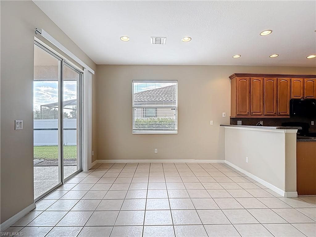 2798 Via Piazza LOOP, FORT MYERS FL 33905-17