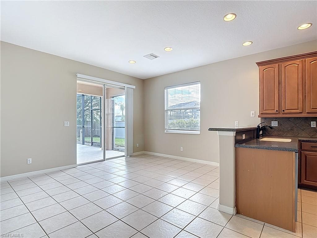 2798 Via Piazza LOOP, FORT MYERS FL 33905-18