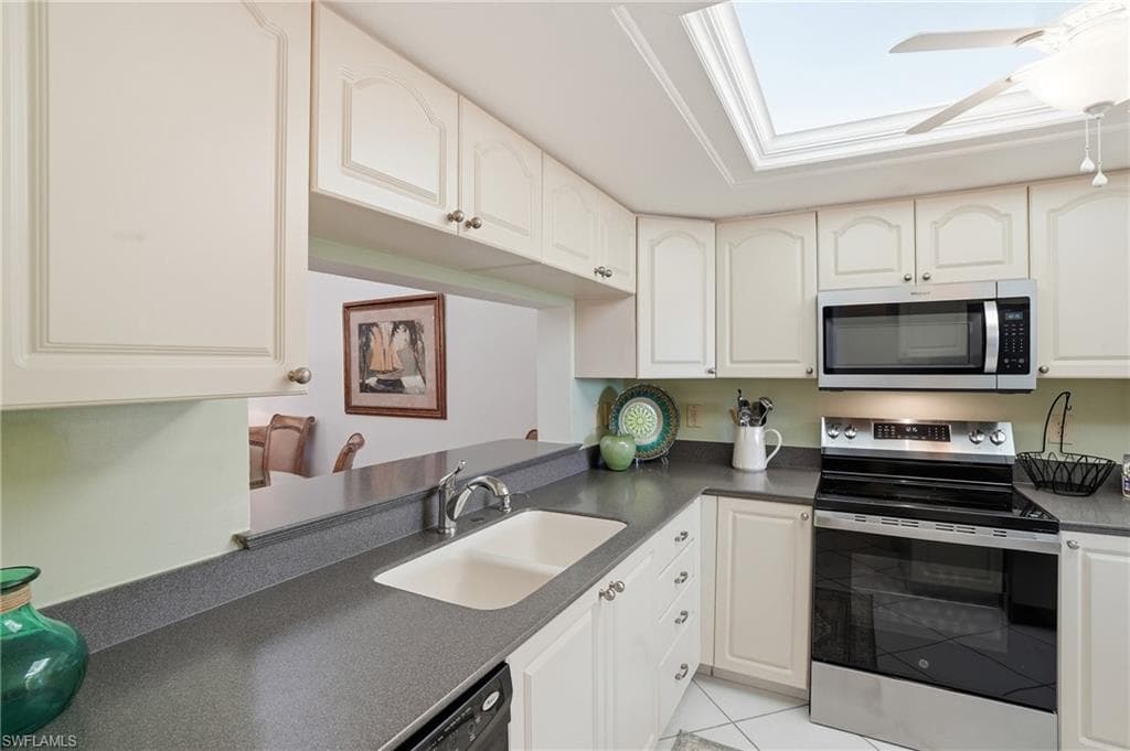 12601 Kelly Sands WAY 421-13