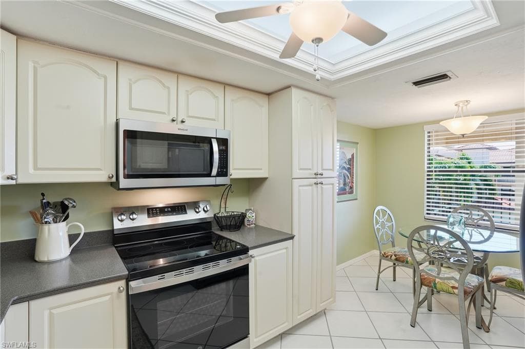 12601 Kelly Sands WAY 421-14