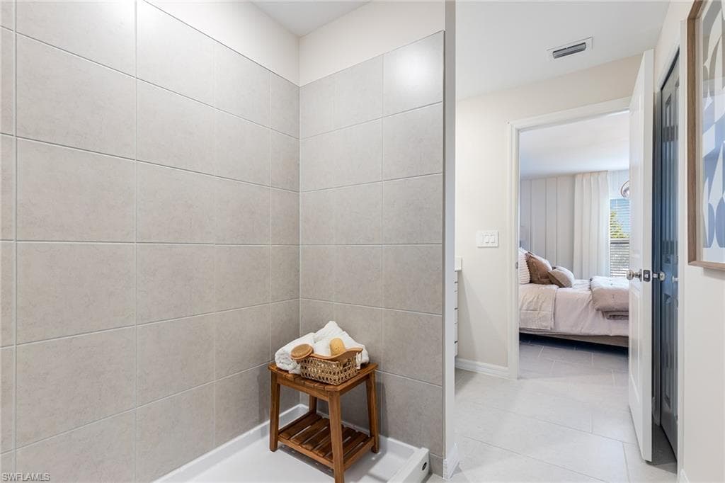 11913 Savanna Lakes BLVD, LEHIGH ACRES FL 33974-9