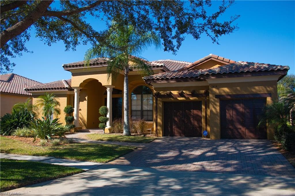 7414 Pointe Venezia DR, ORLANDO FL 32836-1