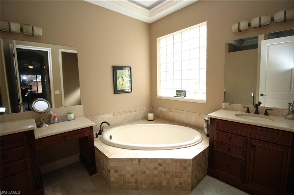 7414 Pointe Venezia DR, ORLANDO FL 32836-18