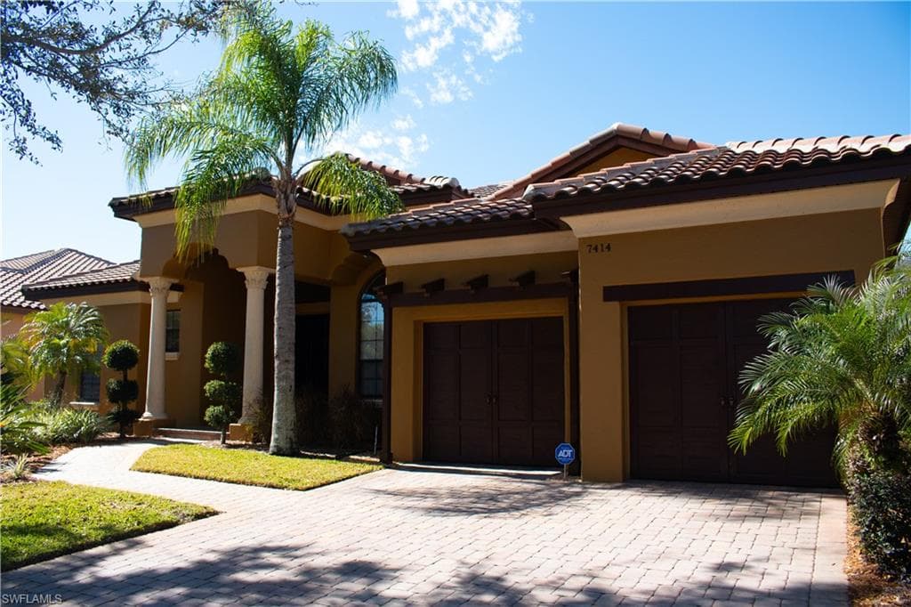 7414 Pointe Venezia DR, ORLANDO FL 32836-24