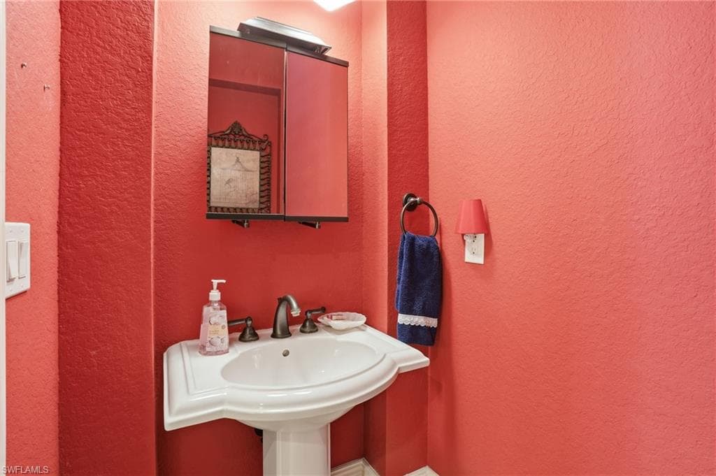 3801 River Point DR-37