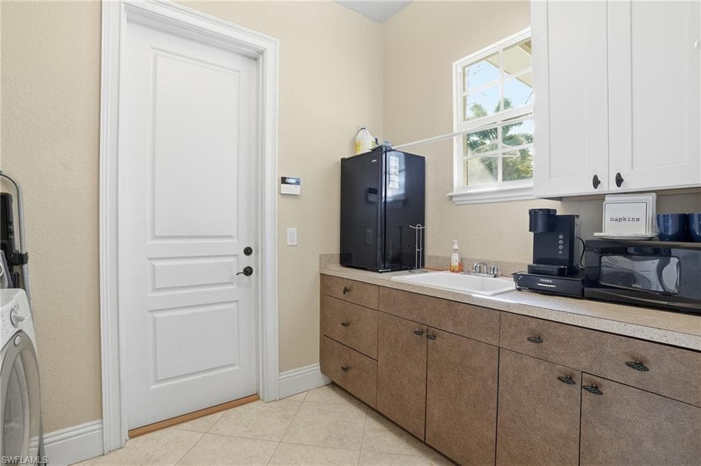 3801 River Point DR-39