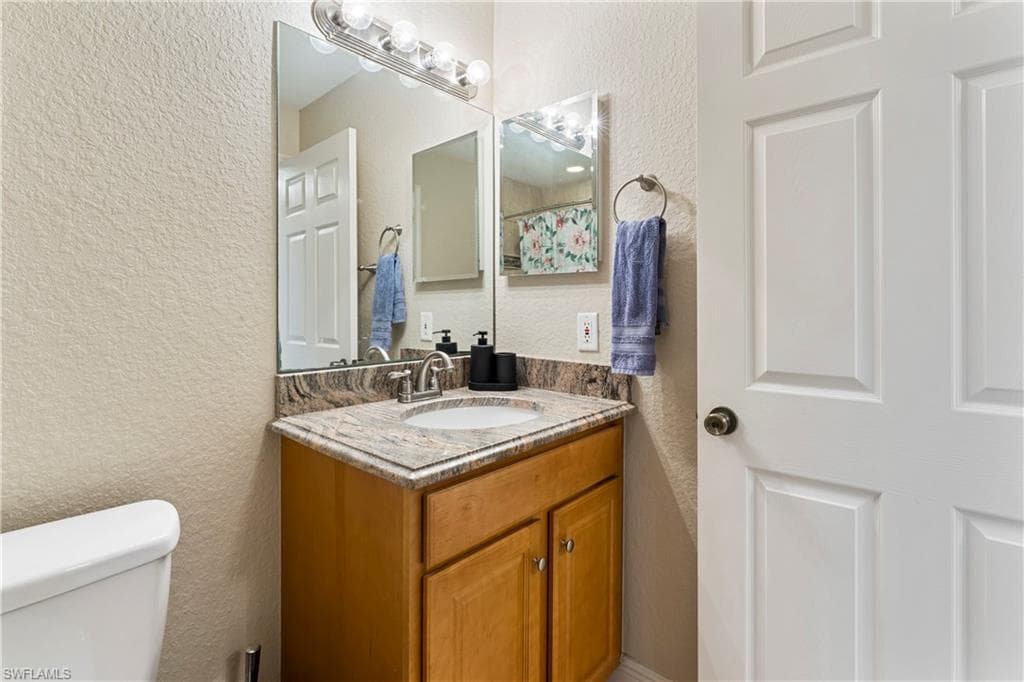 1190 Egrets Walk CIR # 103, NAPLES FL 34108-22