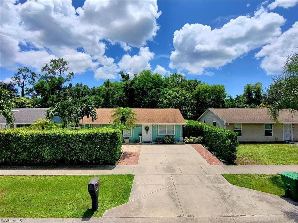 12043 Sitterley ST, NAPLES FL 34113-3