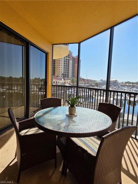 5706 Cape Harbour DR # 211, CAPE CORAL FL 33914-18