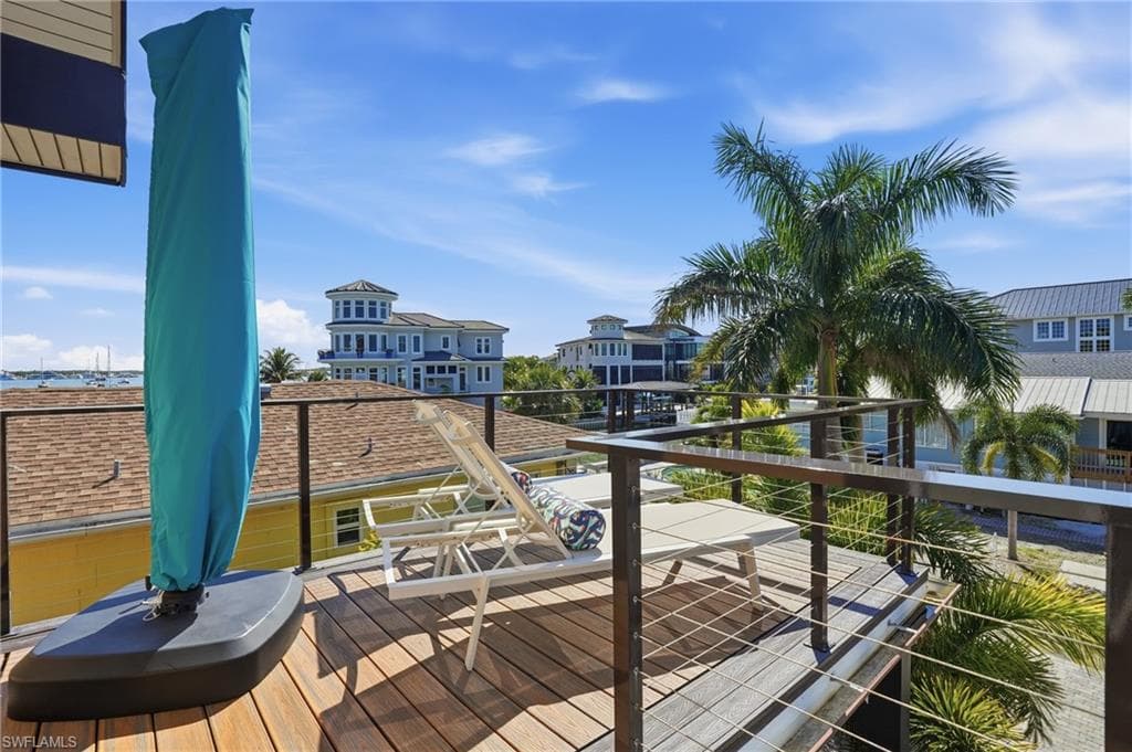 280 Primo DR, FORT MYERS BEACH FL 33931-29