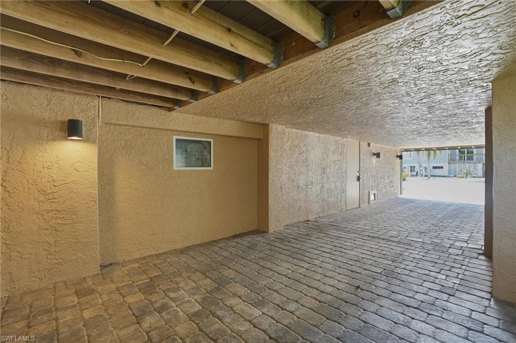 280 Primo DR, FORT MYERS BEACH FL 33931-37