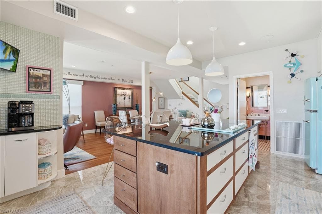 280 Primo DR, FORT MYERS BEACH FL 33931-9