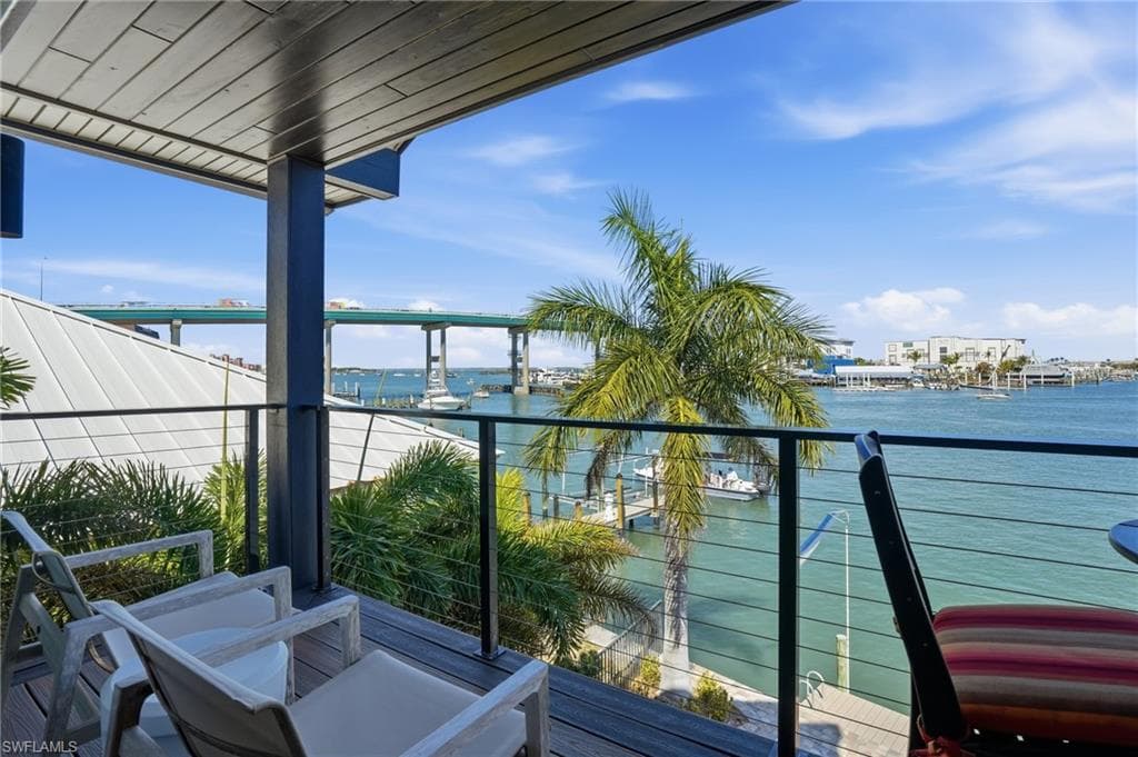 280 Primo DR, FORT MYERS BEACH FL 33931-18