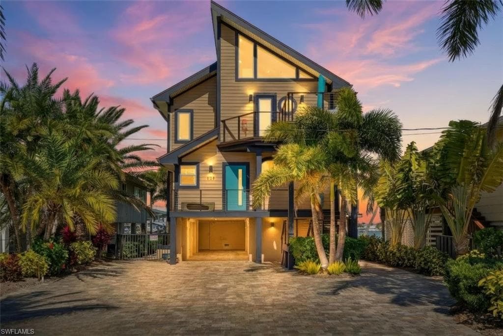 280 Primo DR, FORT MYERS BEACH FL 33931-39