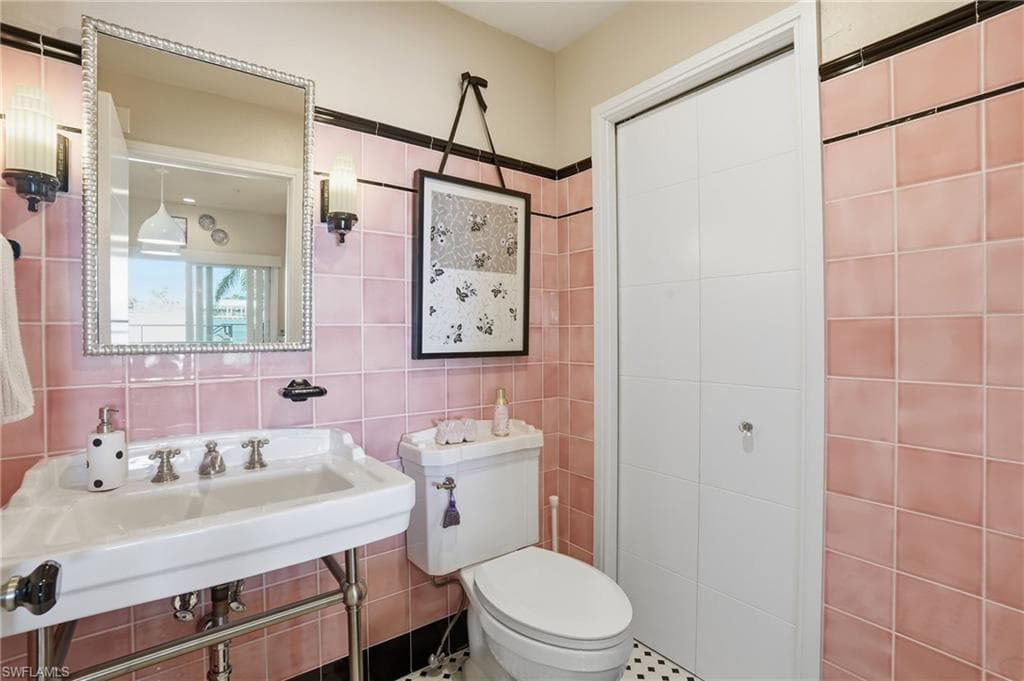 280 Primo DR, FORT MYERS BEACH FL 33931-30