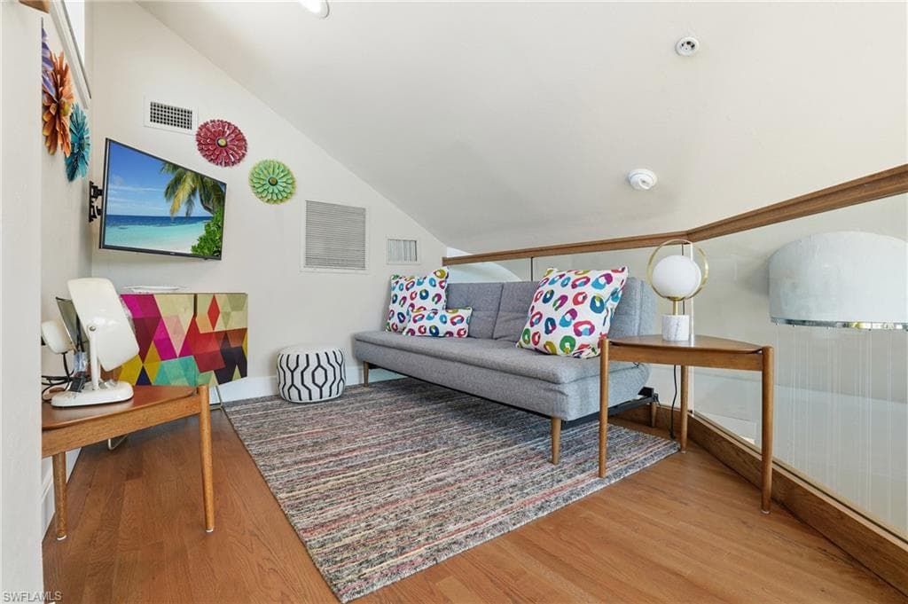 280 Primo DR, FORT MYERS BEACH FL 33931-28