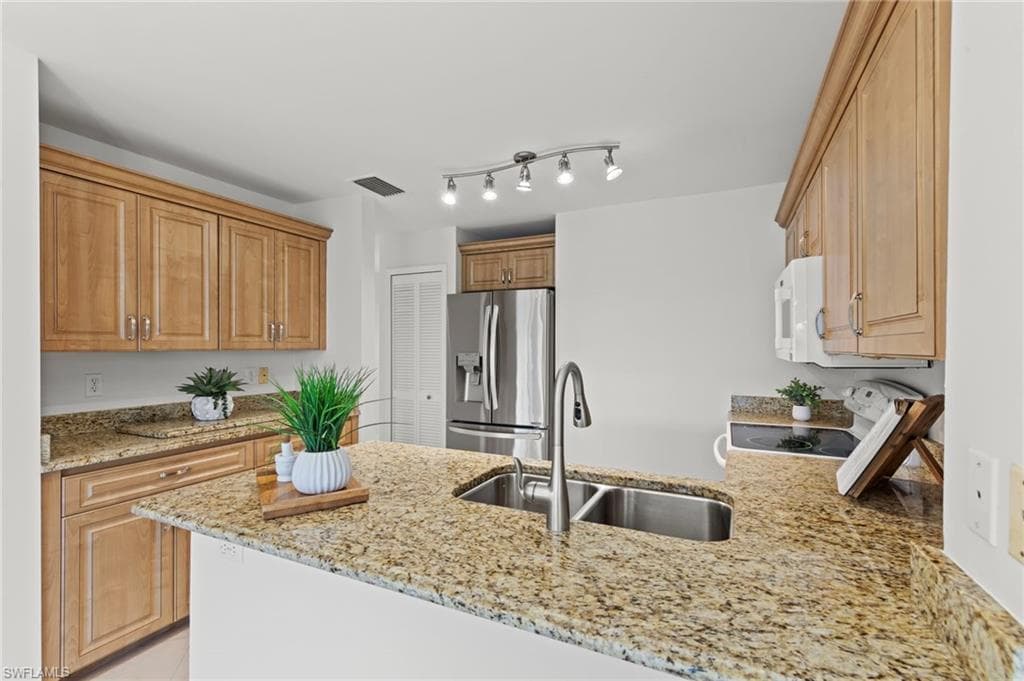 8291 Grand Palm DR 2-13