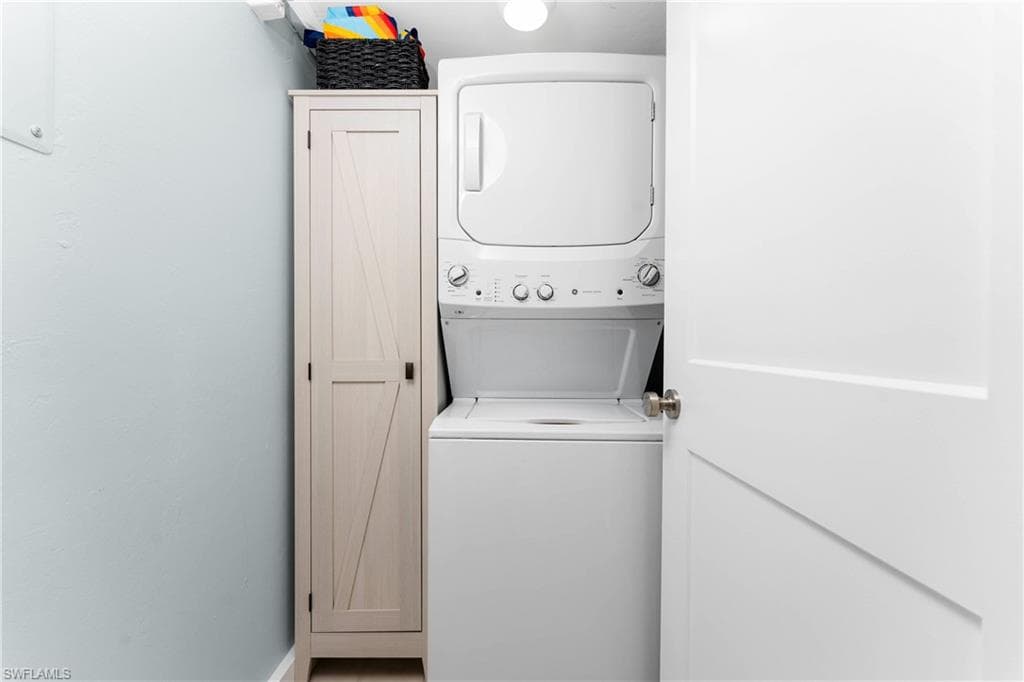 3160 Matecumbe Key RD # 214, PUNTA GORDA FL 33955-22