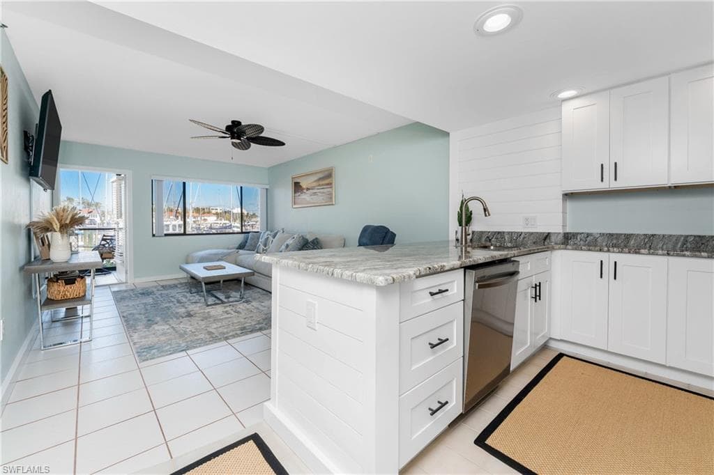 3160 Matecumbe Key RD # 214, PUNTA GORDA FL 33955-8