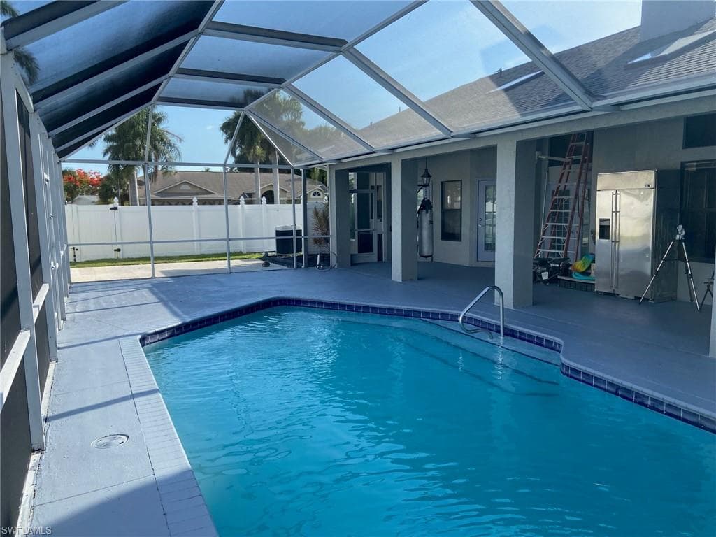 8860 Banyan Cove CIR, FORT MYERS FL 33919-19