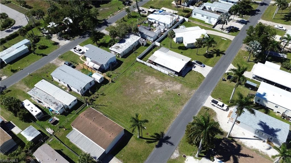 12101 Cypress DR, FORT MYERS FL 33908-15