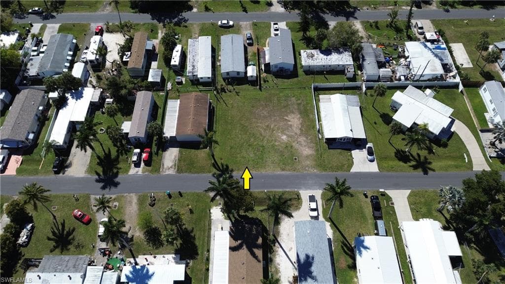 12101 Cypress DR, FORT MYERS FL 33908-11