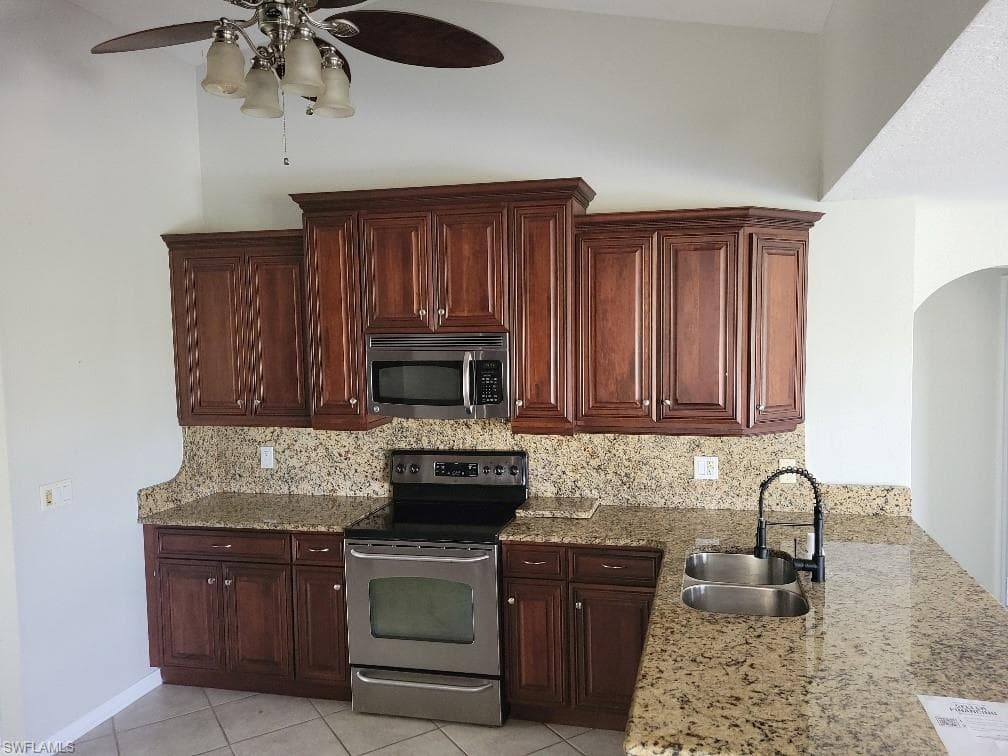 11802 Royal Tee CT-2