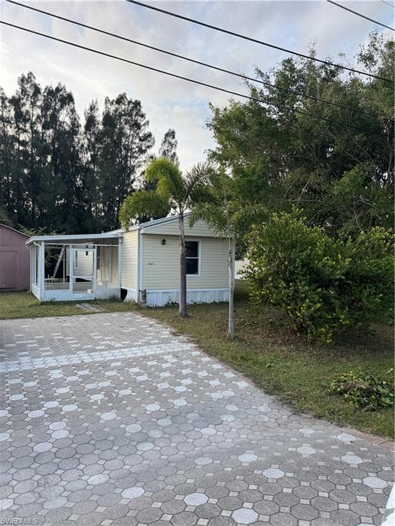 26677 Stardust DR, BONITA SPRINGS FL 34135-1