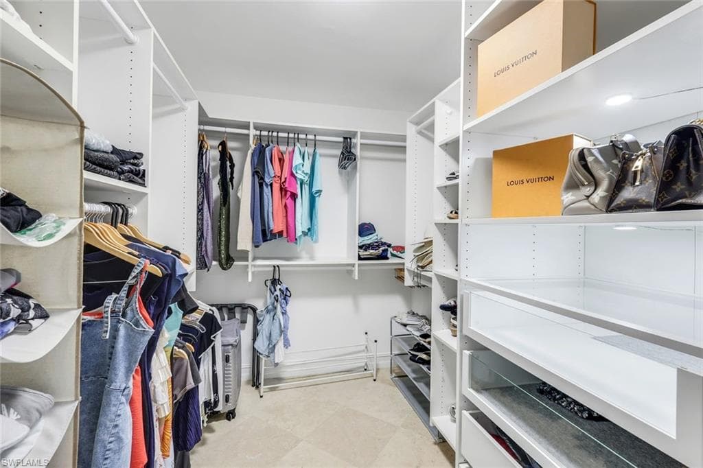 3653 Saybrook PL-15