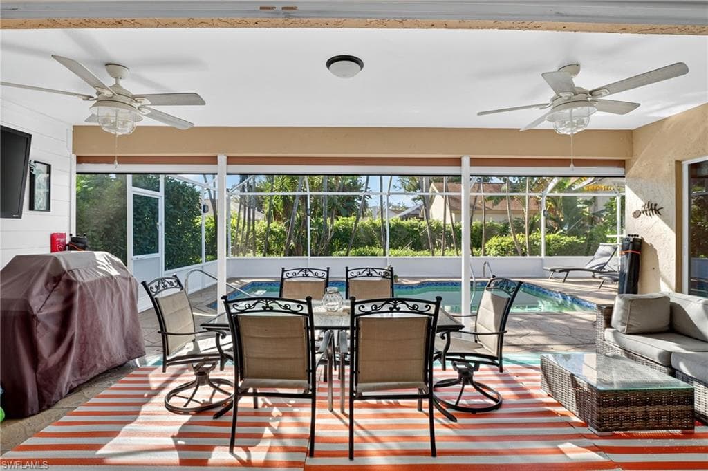 5060 Coldstream LN, NAPLES FL 34104-6