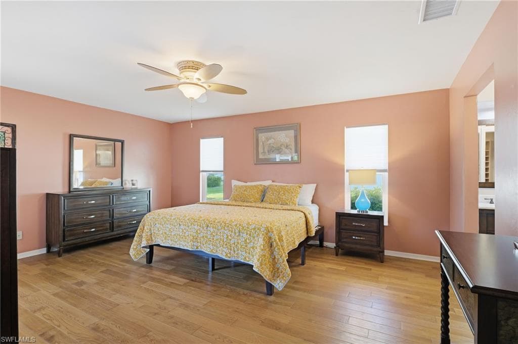 5060 Coldstream LN, NAPLES FL 34104-19