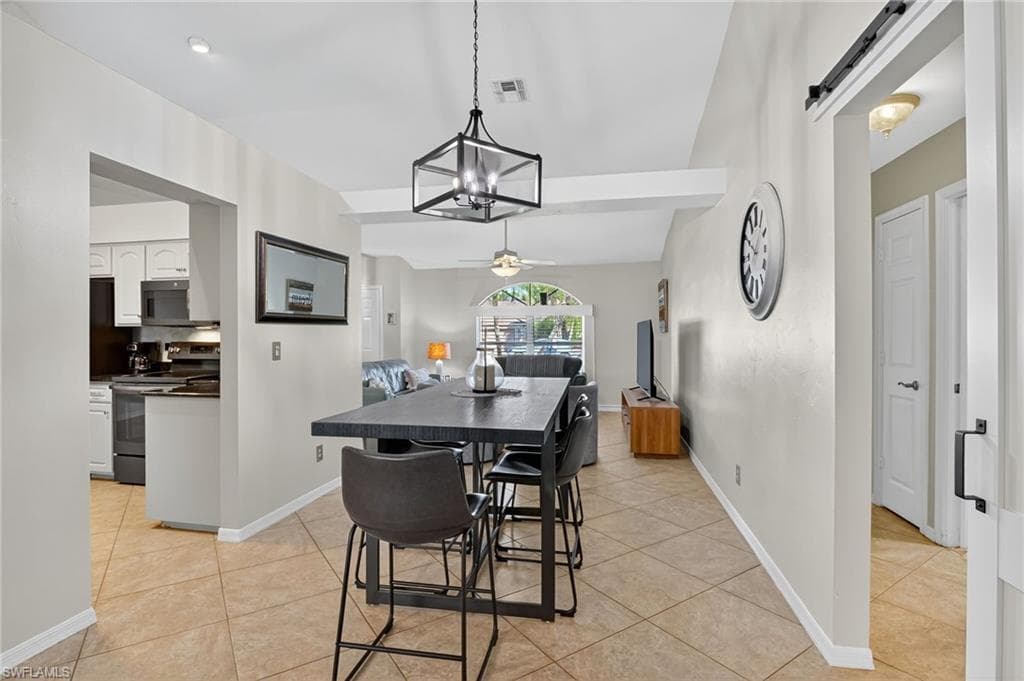 5060 Coldstream LN, NAPLES FL 34104-18