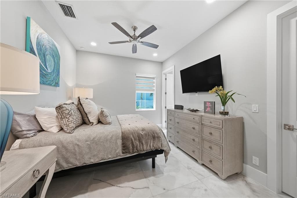 9700 Moonflower LN-22