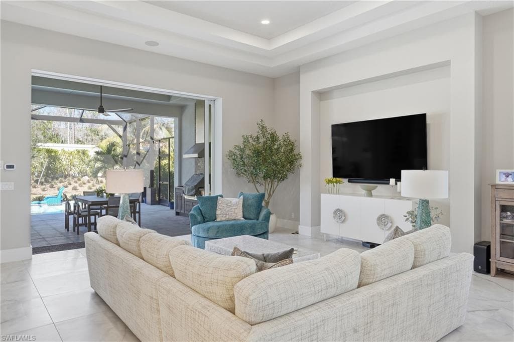 9700 Moonflower LN-5
